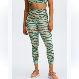 Fabletics Define PowerHold® High-Waisted 7/8 Legging Tiger Camo Print Sz S